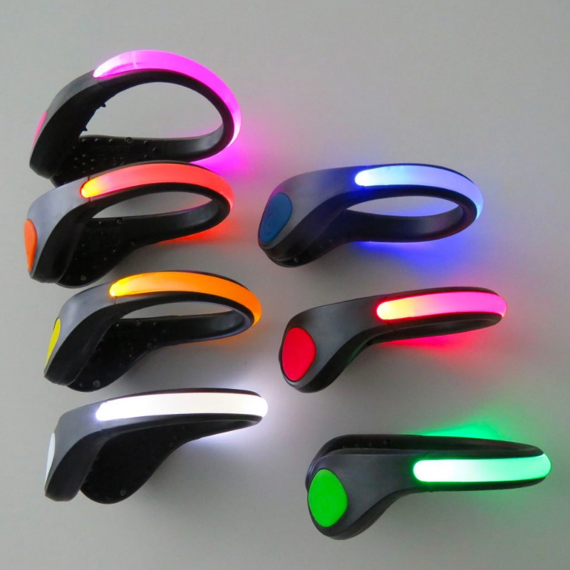 New Luminous Shoe Clip Light L - огляд і ціна Running Gear Outdoor